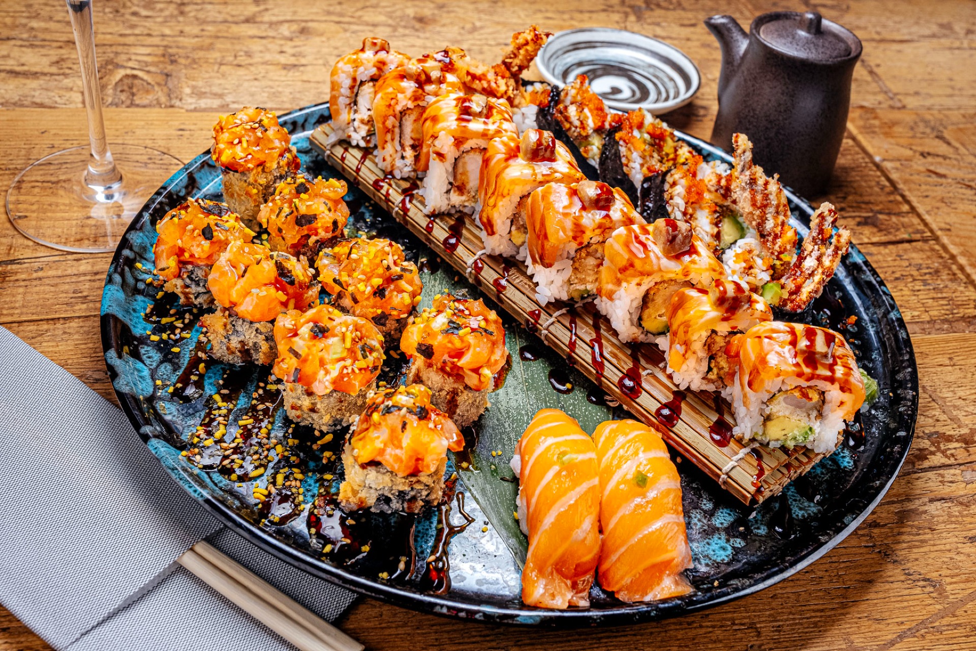 220 sushi bar editar